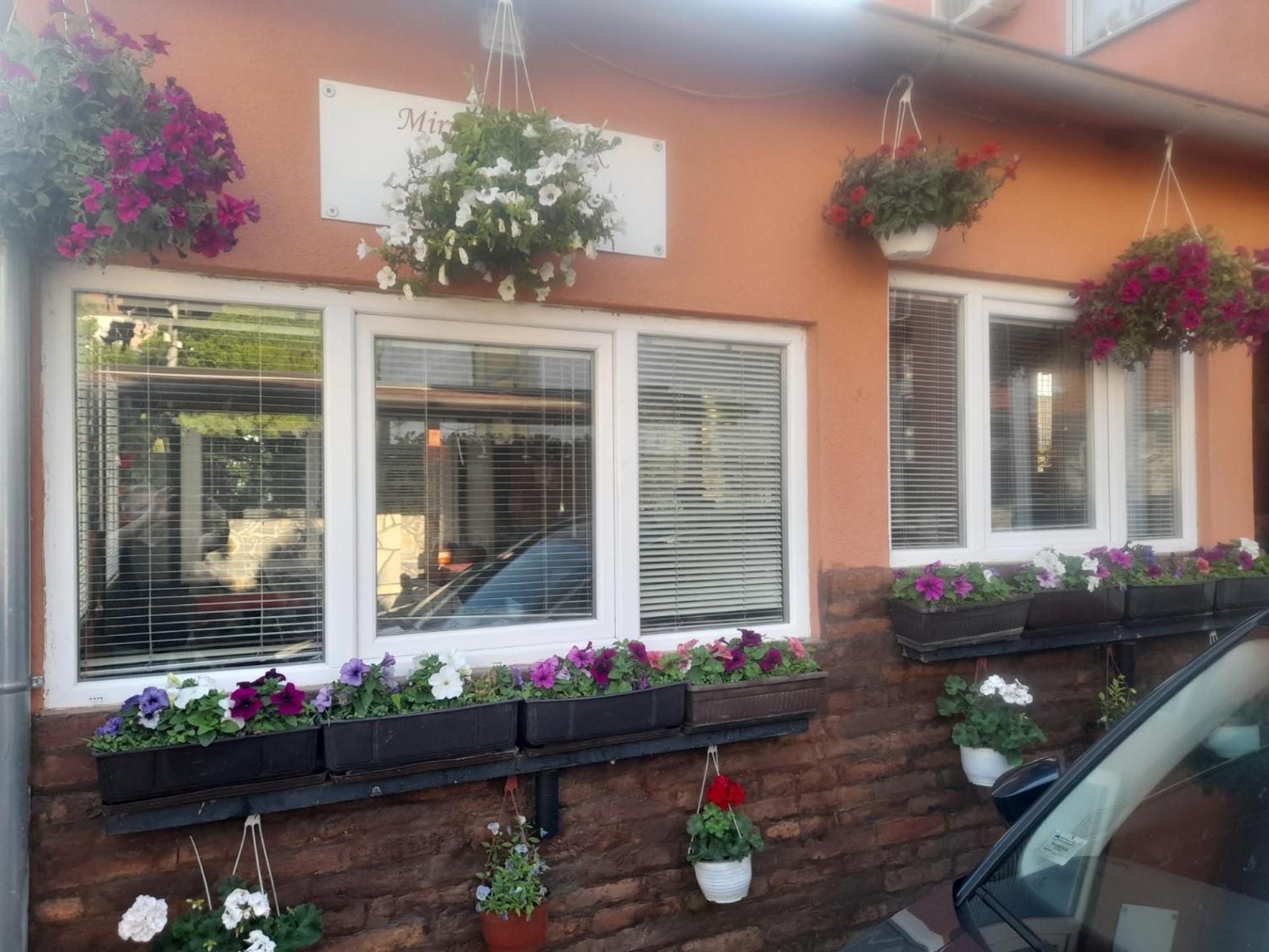 Guest House Mirijevski Konak Belgrad Zewnętrze zdjęcie