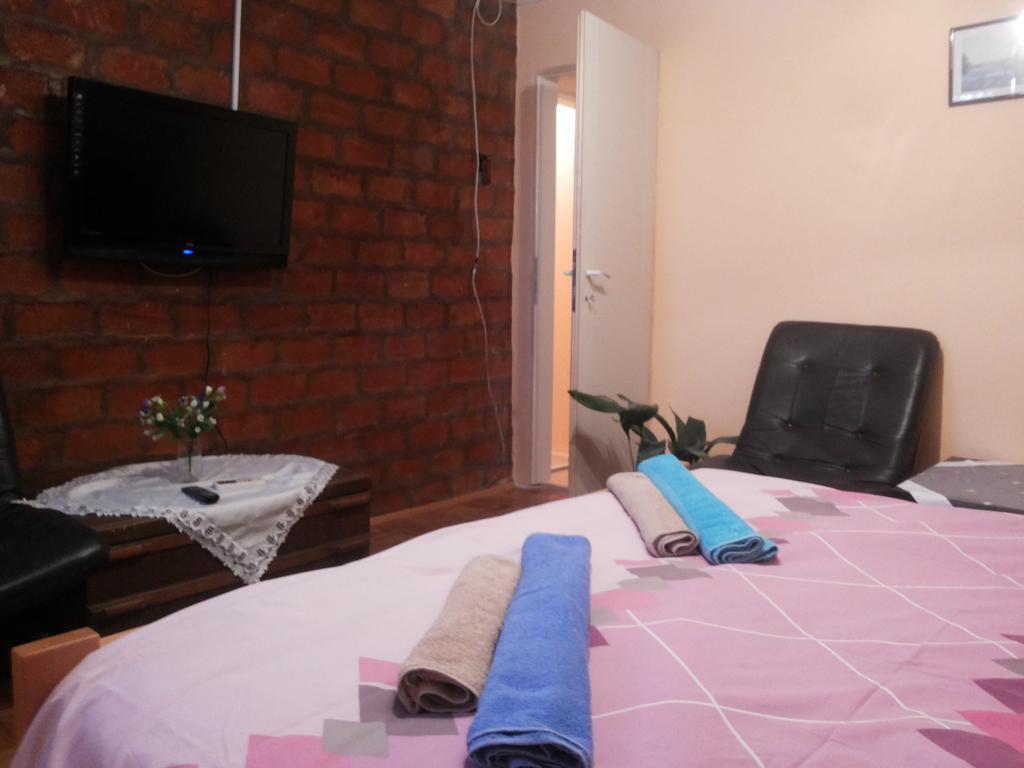 Guest House Mirijevski Konak Belgrad Zewnętrze zdjęcie