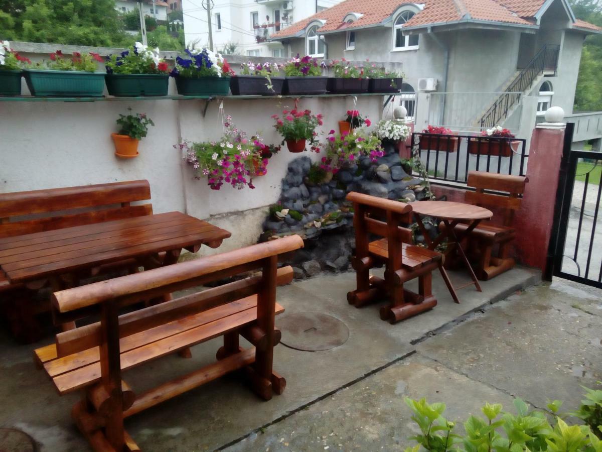 Guest House Mirijevski Konak Belgrad Zewnętrze zdjęcie