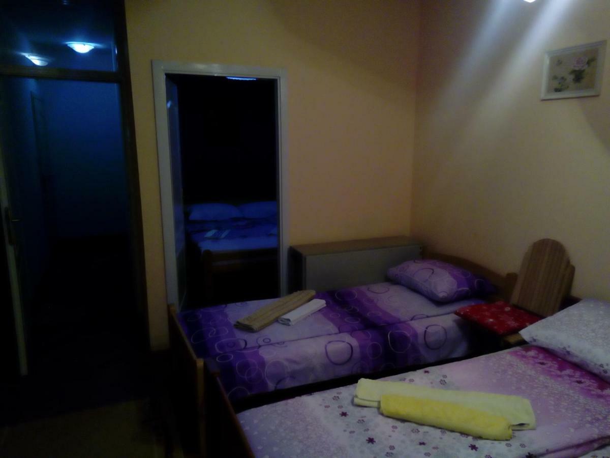 Guest House Mirijevski Konak Belgrad Zewnętrze zdjęcie