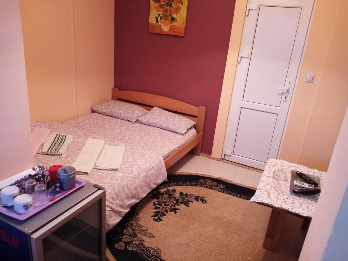Guest House Mirijevski Konak Belgrad Zewnętrze zdjęcie